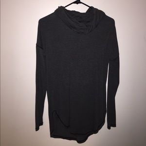 Long sleeve shirt with loose turtle neck